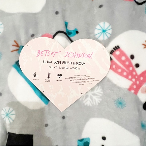 Betsey Johnson ultra Soft Plush Throw Christmas snowman blanket - Picture 3 of 3